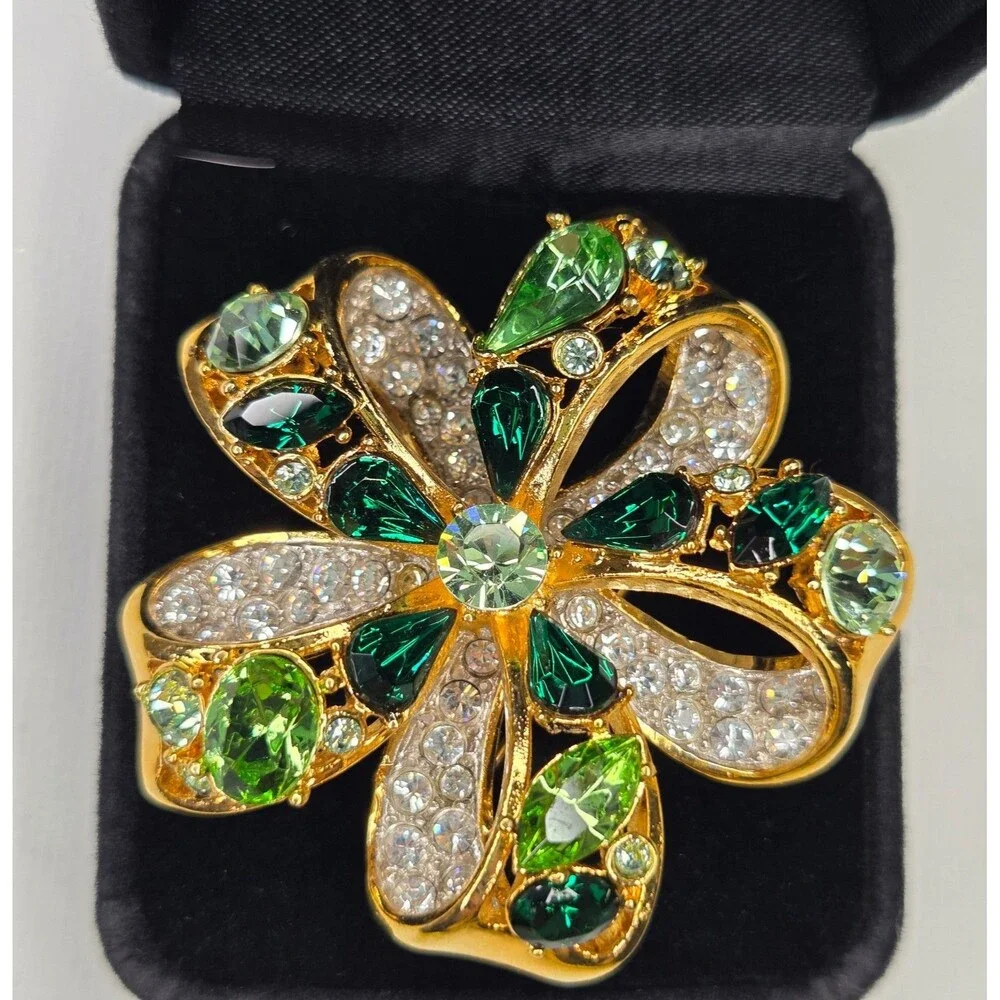 Stunning Vintage Nolan Miller Gold-plated Brooch Sparkling Simple Lotus